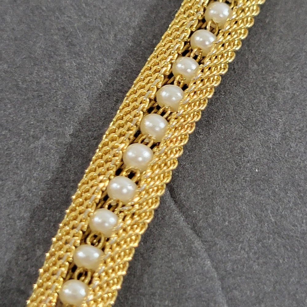 Faux Pearl Bracelet Gold Tone Woven Mesh 7"